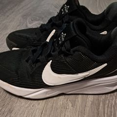 Boys nike