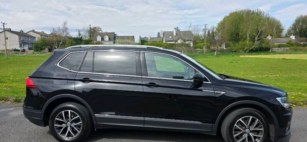 VW Tiguan Allspace (5 seats bigger boot)