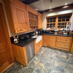 Solid wood kitchen units