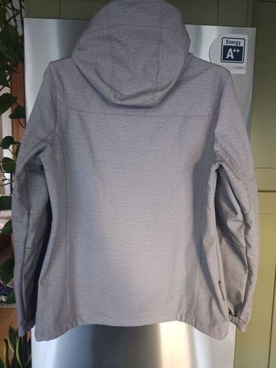 Mountain Warehouse softshell jacket