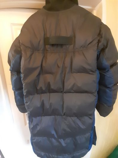 Addidas by Stella McCartney pull on puffa coat.