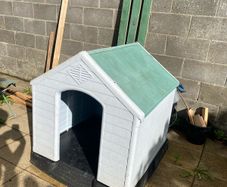 Large dog kennel
