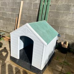 Large dog kennel