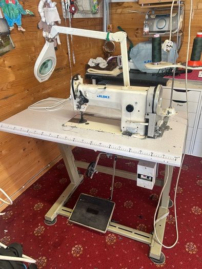 Juki Industrial Sewing Machine