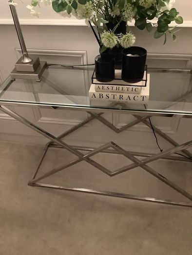 Chrome console table