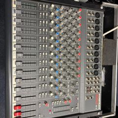 Soundtracs Topaz 14-4 mixer
