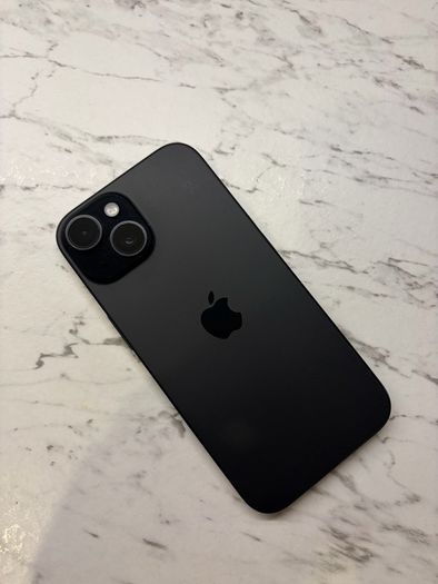 iPhone 15 256GB