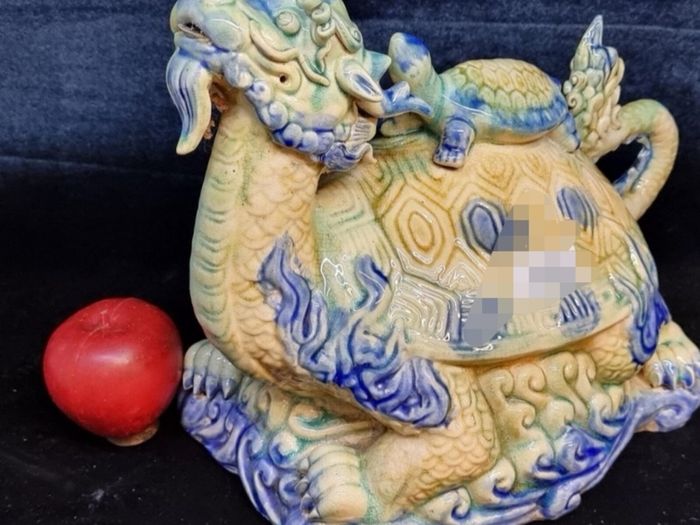 Spectacular large Chinese turtle dragon for luck