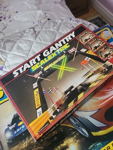 scalextric start gantry