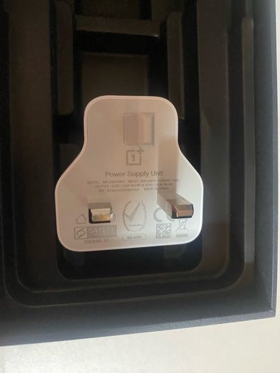 USB Charger for All Smartphones & Tablets iPhone Samsung brand new