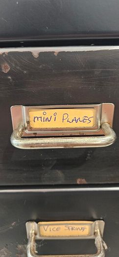 metal set of drawerw