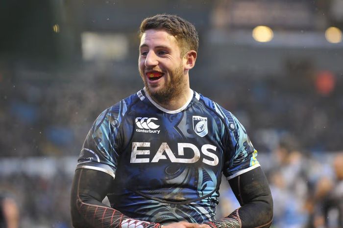 Cardiff Blues Player Fit Rugby Jersey Shirt 2012 Rare Wales Free Post