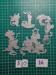 Set of cutting dies