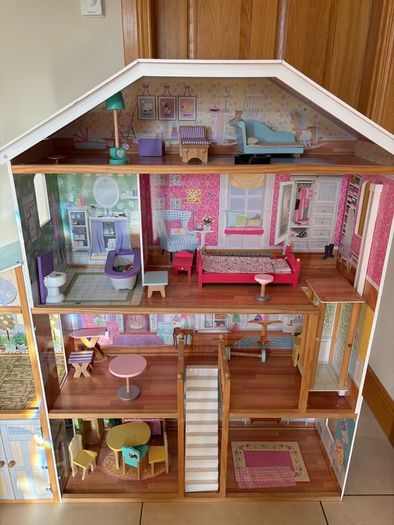 dolls house