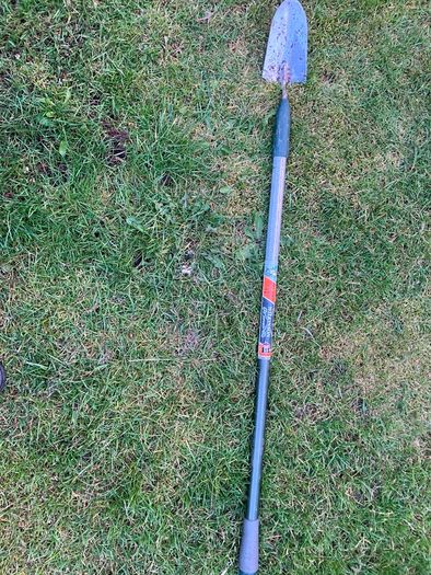 Wilkinson long hande stainless steel garden trowel