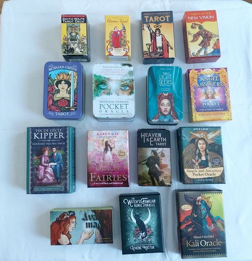 Mini, Pocket Tarot and Oracle