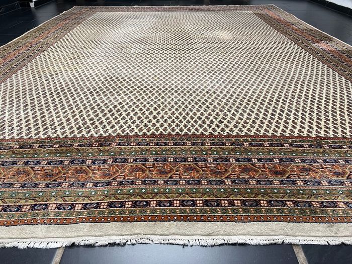 P.ersian Rug Sarok 390 x 295cm (SA235)