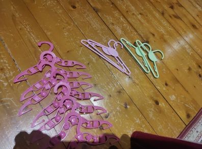 babies clothes hangers