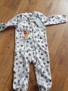 Disney baby 9-12 bnwt