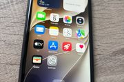 iPhone 11 64Gb unlocked