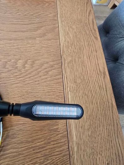 Motorcycle flowing LED indicators & DRL lights