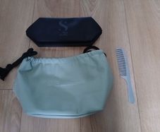 Metal comb and 2 x cosmetic bags, new