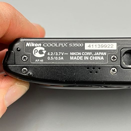 Nikon COOLPIX S3500 20.1MP - Digital Camera Black - Full Kit