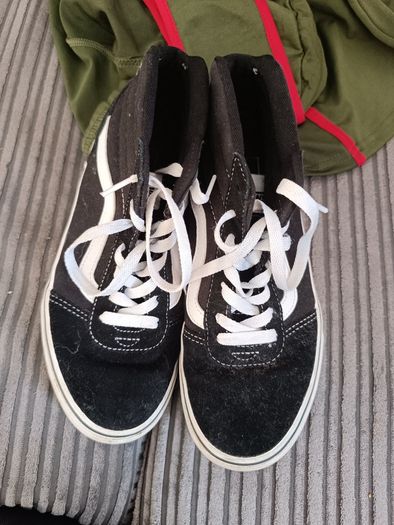 Vans trainers - UK size 5