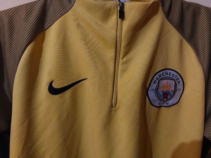manchester city halfzip jumper