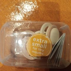 Pacifier tommee tippee extra small