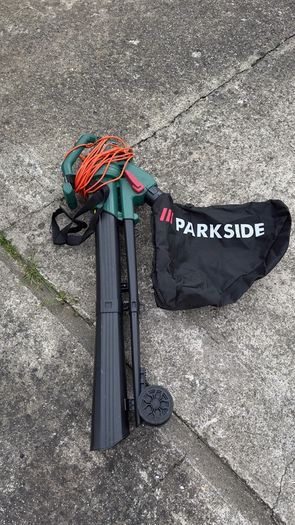 Parkside PLS 2600 electric leaf blower and vacuum.