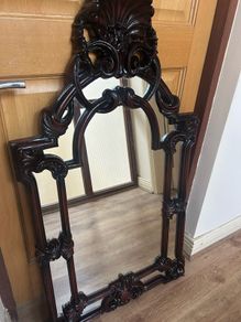 Wall mirror