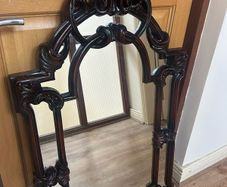 Wall mirror