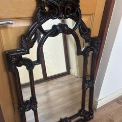 Wall mirror