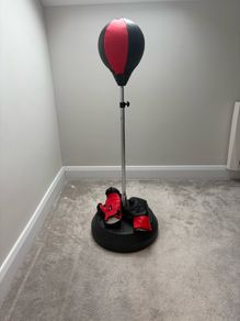 Boxing Club 120 - 145cm Freestanding Speed Punching Bag with Boxing Gloves