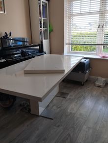 free dining table