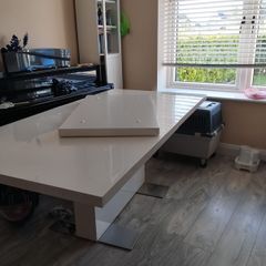 free dining table