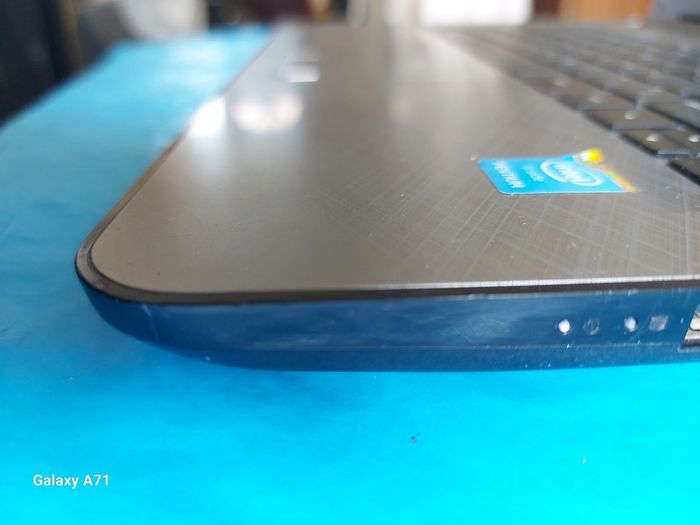 HP 14 inch Laptop, silver, Model 14-ac11na, Intel Pentium CPU 3825U, 1.9GHz, 2 GB Ram, 500GB HDD, Windows 10, Microsoft Edge, Chrome