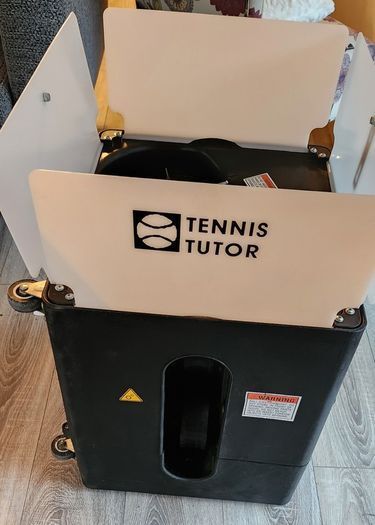 Tennis Ball Machine - Tutor Plus