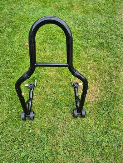 Paddock Stand