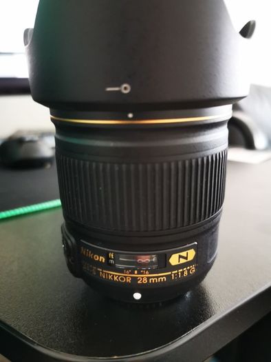 Nikon 28mm 1.8