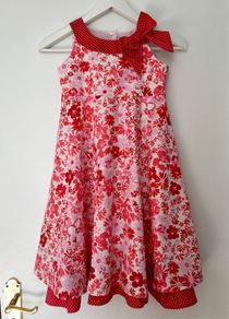 Girls dress, 7-8y