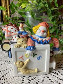 Vintage Leonardo collectable tea pot