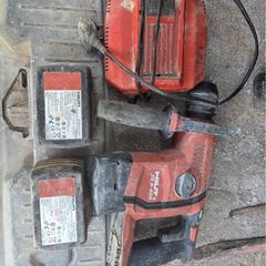 Hilti sds charger and two batteries