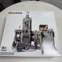 Lego BrickLink Designer Program 910029 Mountain Fortress