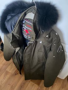 Moose knuckles size XL