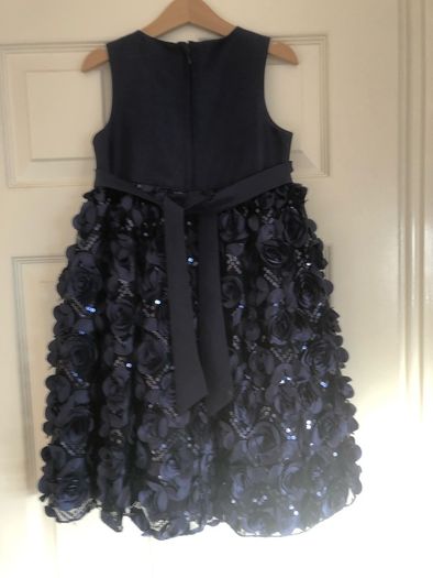 Dress age 4-5 Navy Colour