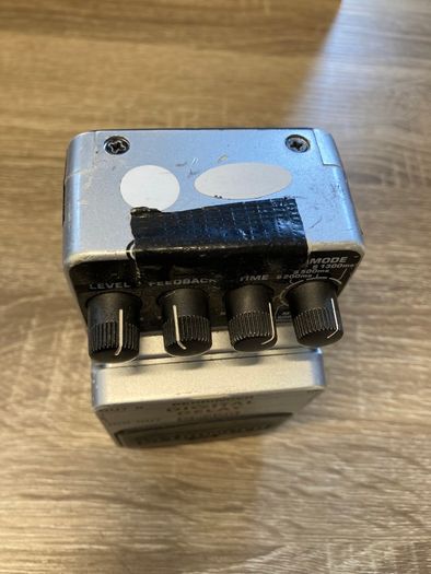 Behringer VD400 Vintage Analog Delay Pedal