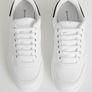 Ladies Trainers BNWT size 5 Image 2
