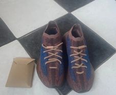 yeezys